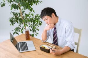仕事をしながら「ながら食べ」