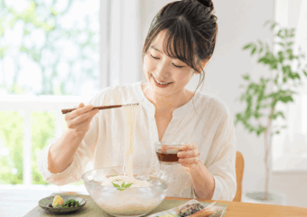 夏でも噛む力をキープするための食べ方のコツ